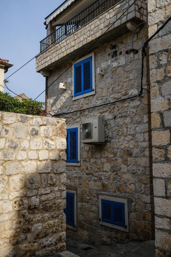Hvar Old Dalmatian House Junior Suite - Deck 3 Hvar Town Exterior foto